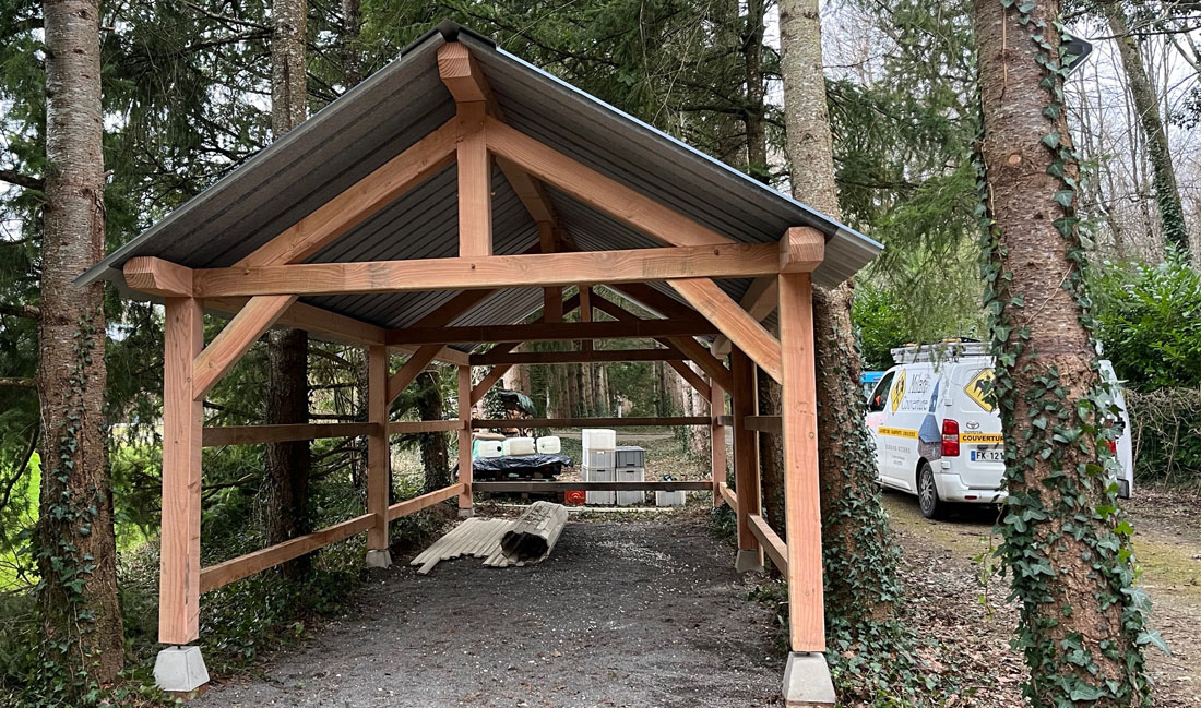 couvreur lorris, MILAN  Couverture lorris, toiture, aluminium, couverture en acier, couverture en aluminium, couverture bardage, couverture en cuivre, couverture métallique, couverture en plomb, couverture tuile, couverture en zinc, chéneau, châssis de toit, zinguerie